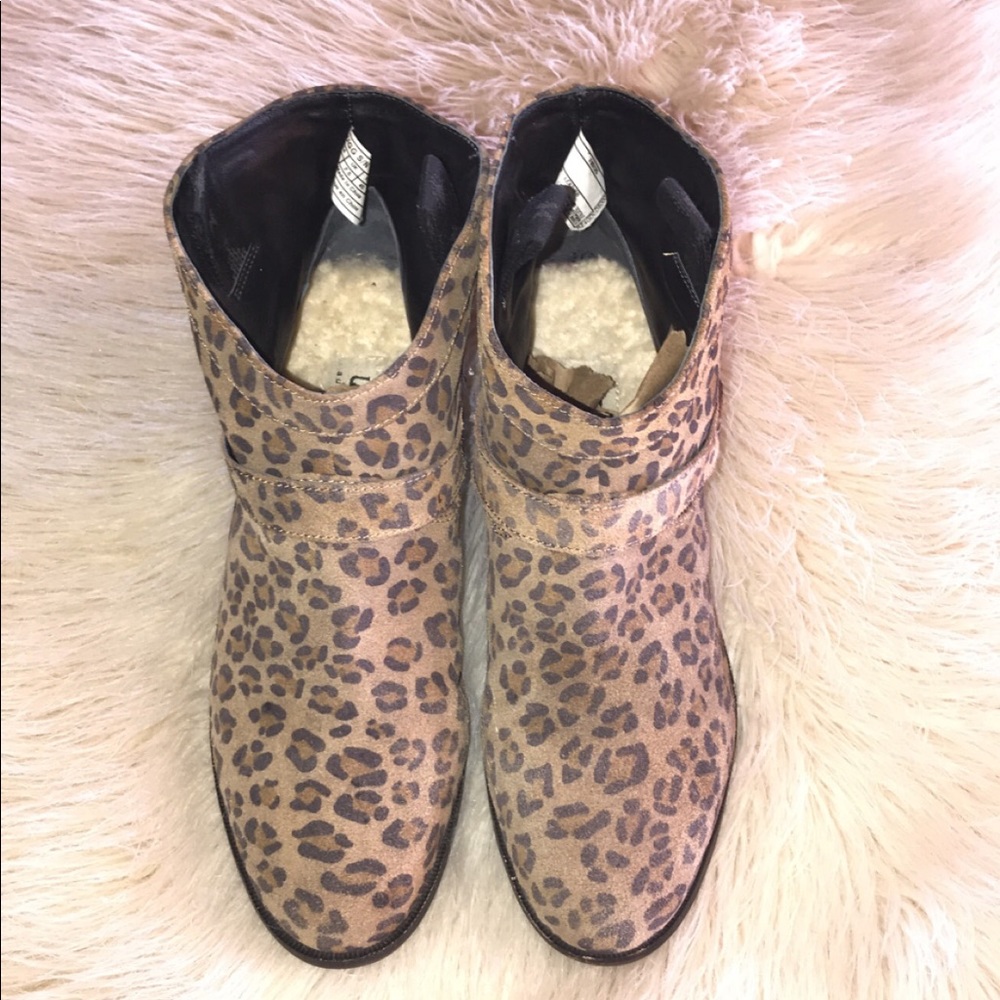 UGG Ankle Booties 9”